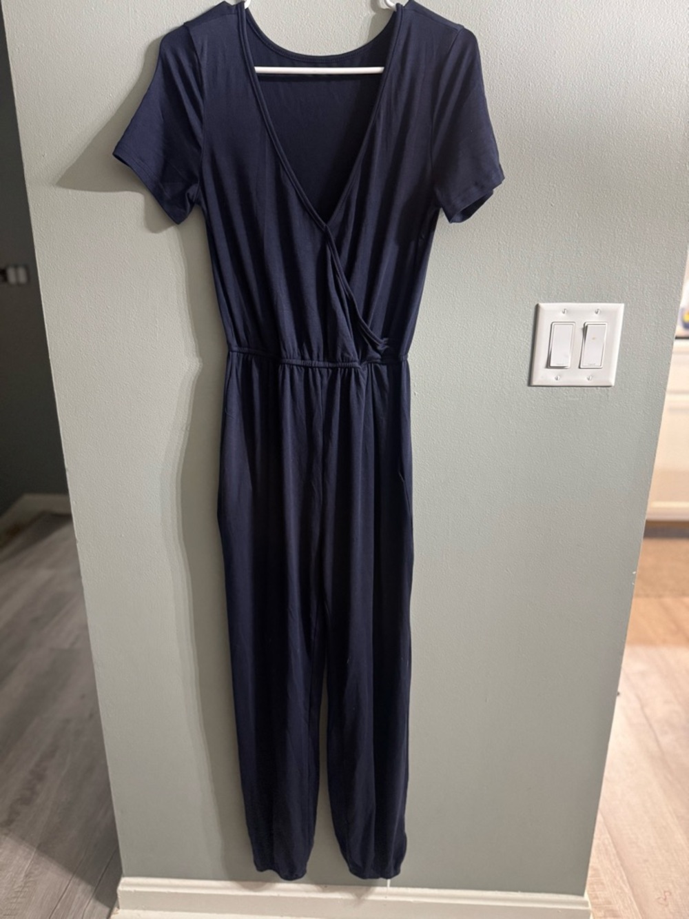 Cupshe Navy Wrap Surplice Elastic-Waist Jogger Jumpsuit - Picture 2 of 8